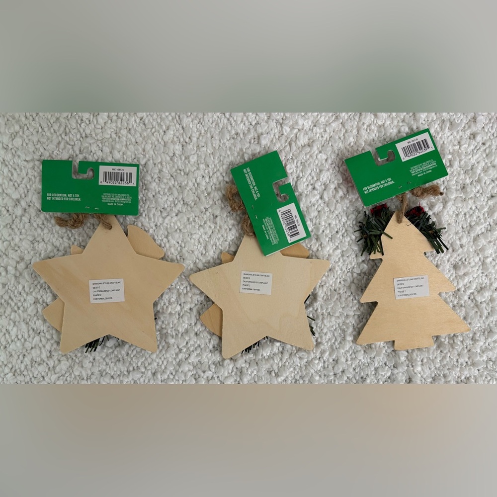 Christmas Festive Ornament Decor
Bundle ( 16 pcs ) - Picture 7 of 13